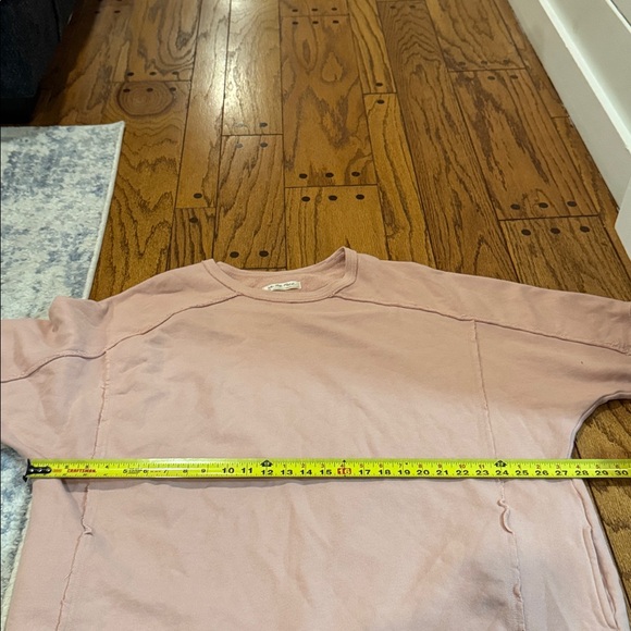 We The Free Mari Muscle Pullover Pink Size Medium Oversized Lounge - Picture 7 of 8